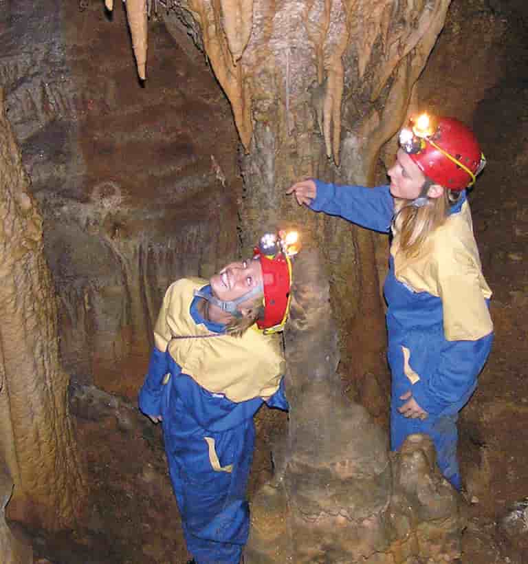 Modrič-Höhle